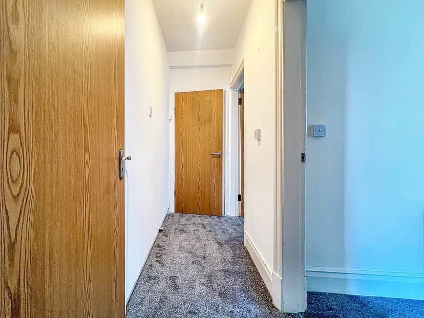 Flat 3, 9 Stoneygate Avenue, Leicester - Image 5