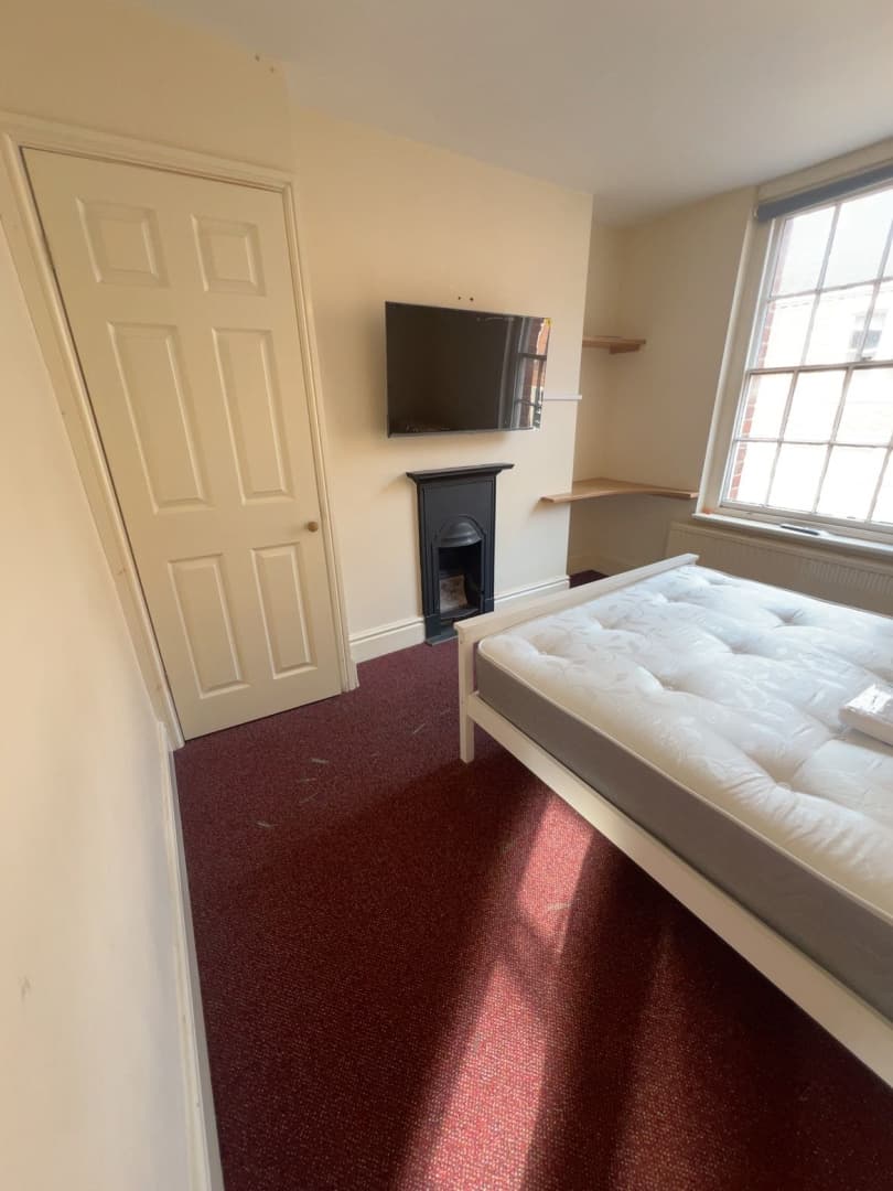 11 Millstone Lane, Leicester - Image 26