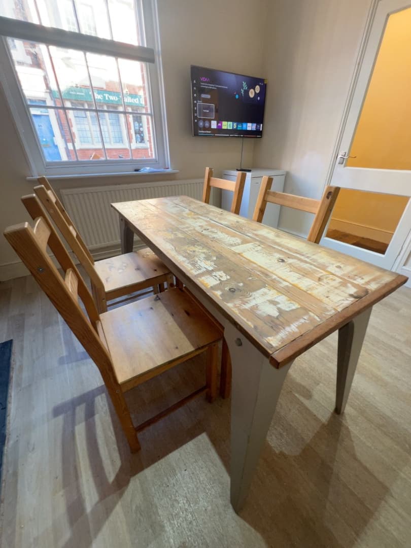 11 Millstone Lane, Leicester - Image 16
