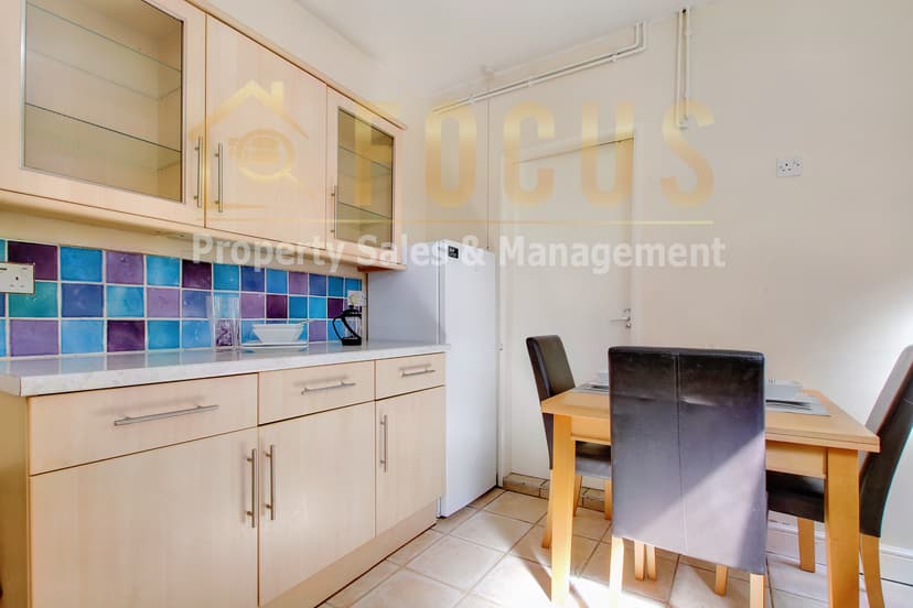 14 Lorne Road, Leicester - Image 8