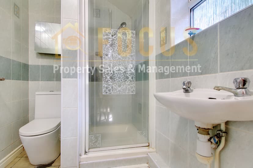 14 Lorne Road, Leicester - Image 12