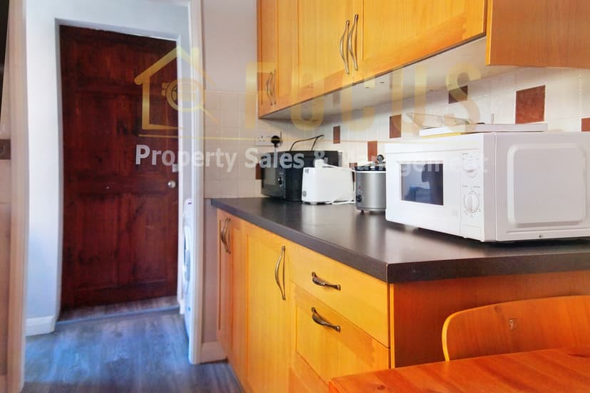 33 Lytton Road, Leicester - Image 7
