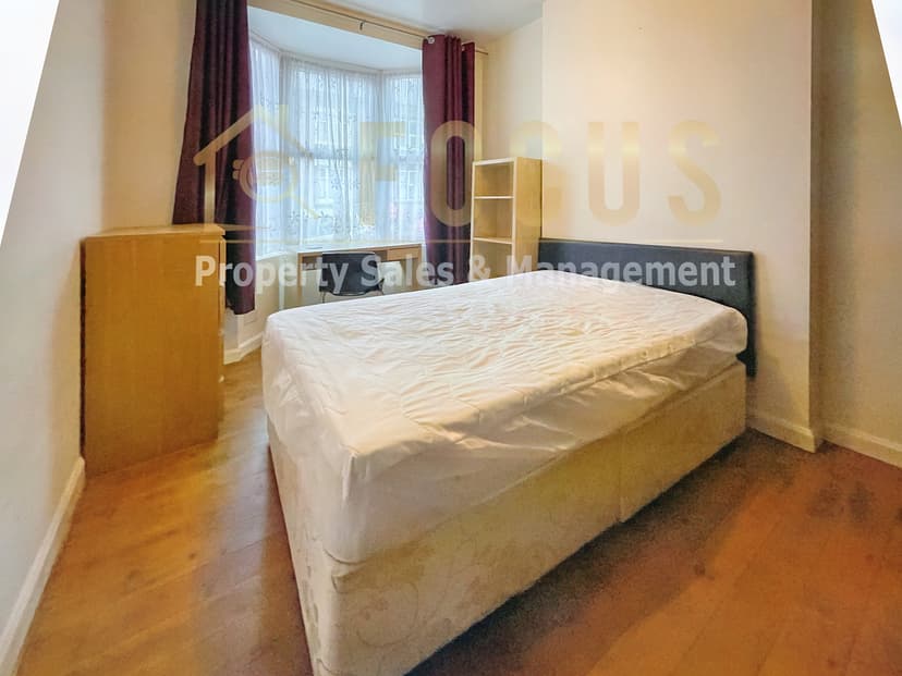 33 Lytton Road, Leicester - Image 9