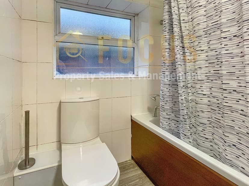 33 Lytton Road, Leicester - Image 12