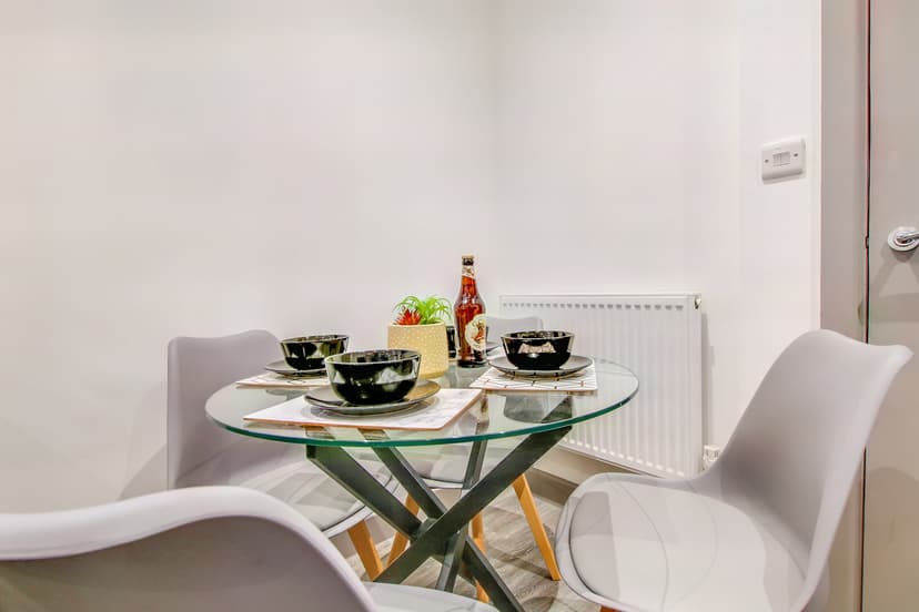 ROOM 3, 72 Stretton Road, Leicester - Image 6