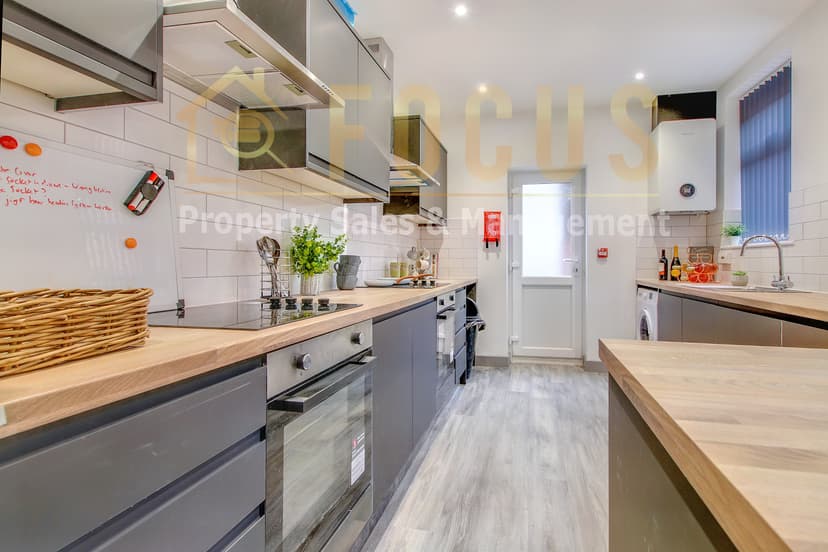 Room 5, 72 Stretton Road, Leicester - Image 4