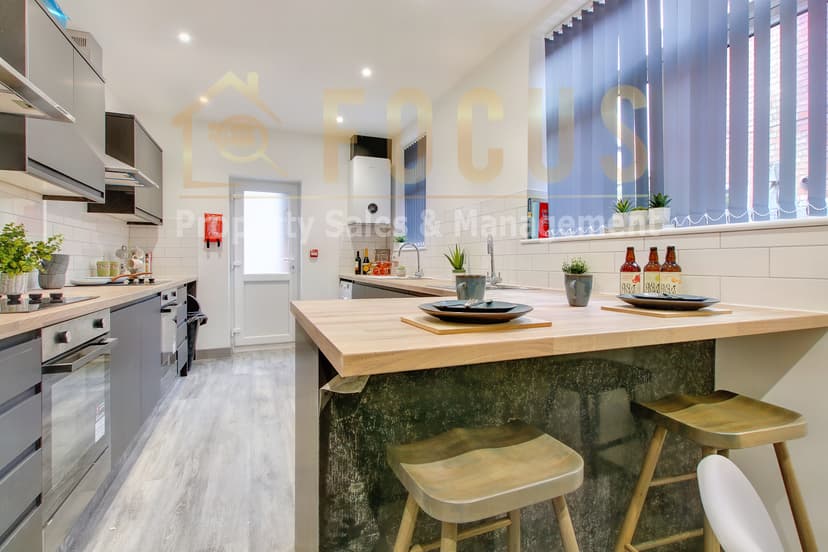 Room 5, 72 Stretton Road, Leicester - Image 10