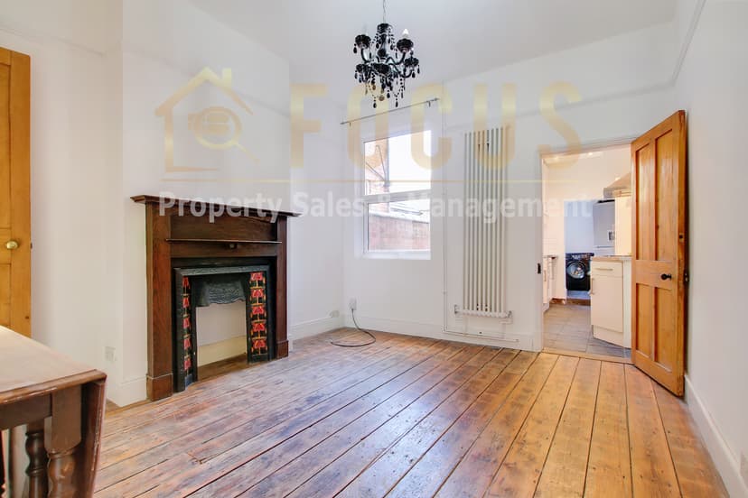 130 Lorne Road, Leicester - Image 1