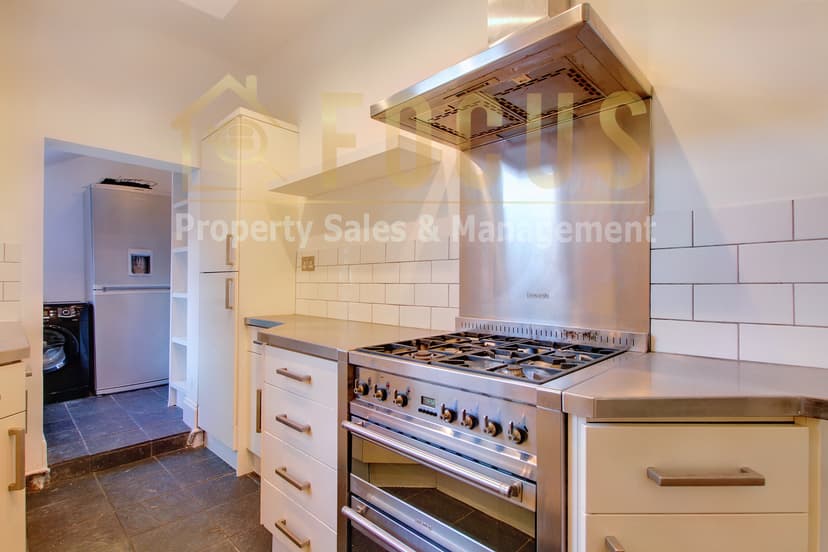 130 Lorne Road, Leicester - Image 8