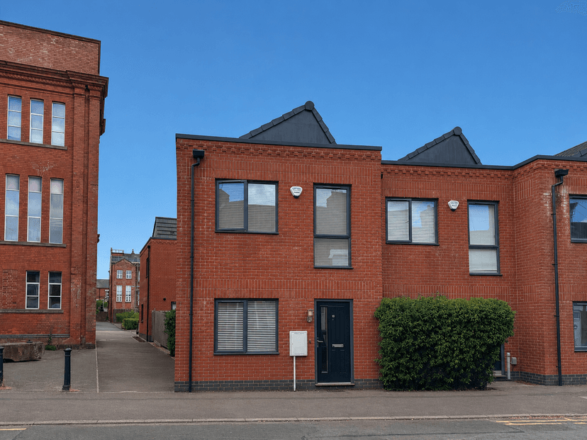98 Wordsworth Road, Leicester - Image 1