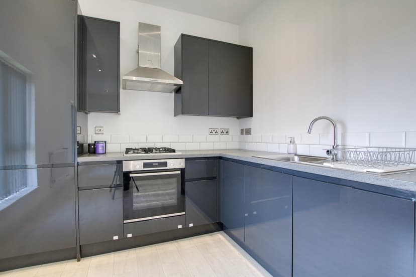 Apt 4, Tilton Apartments, 55 Coleman Road - Image 13