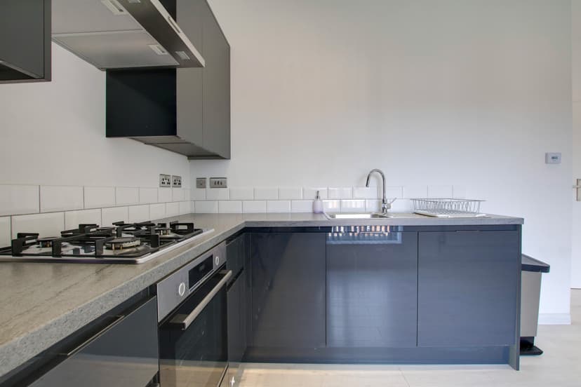Apt 4, Tilton Apartments, 55 Coleman Road - Image 14