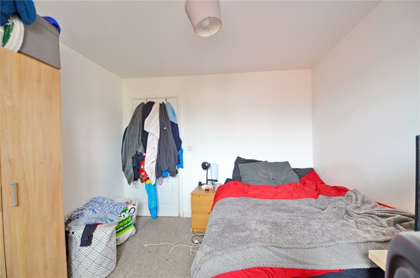 12, Slade Baker Way - Image 6