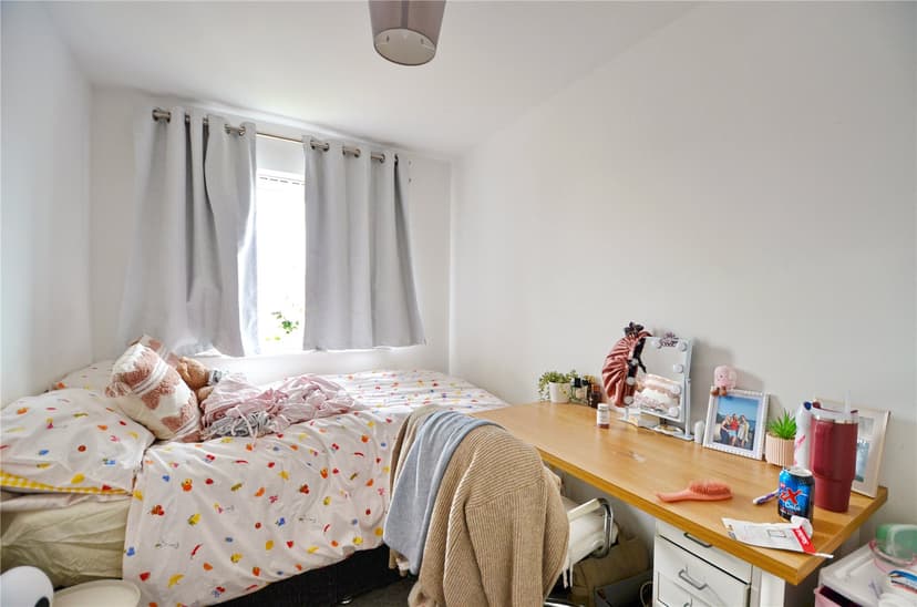 12, Slade Baker Way - Image 5