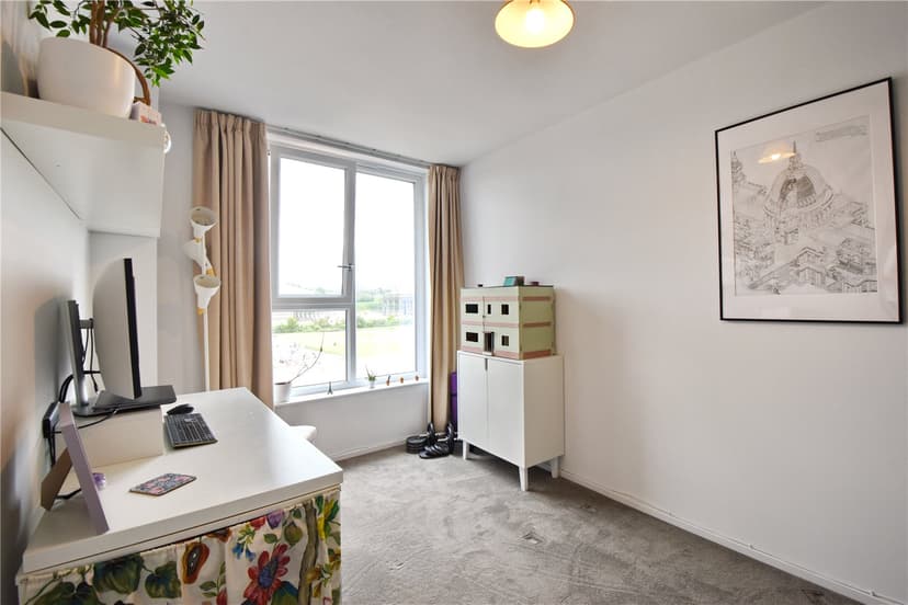 Flat 75, The Dials, Runway Avenue - Image 9