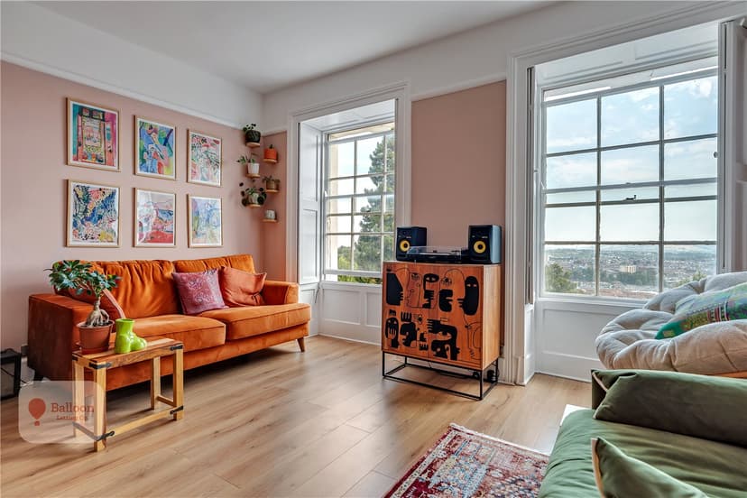 SFF, Royal York Crescent - Image 18