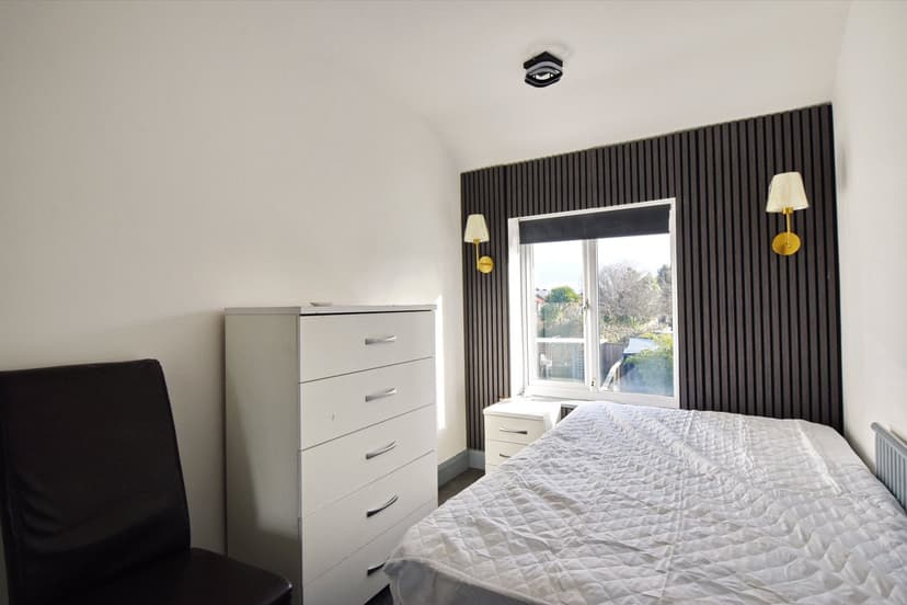 3, Charles Road - Image 12