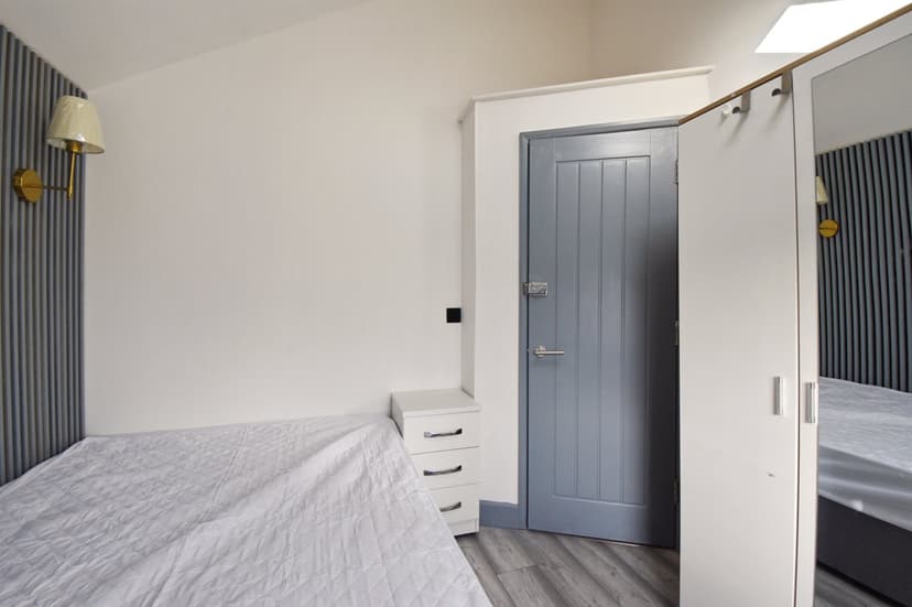 3, Charles Road - Image 10