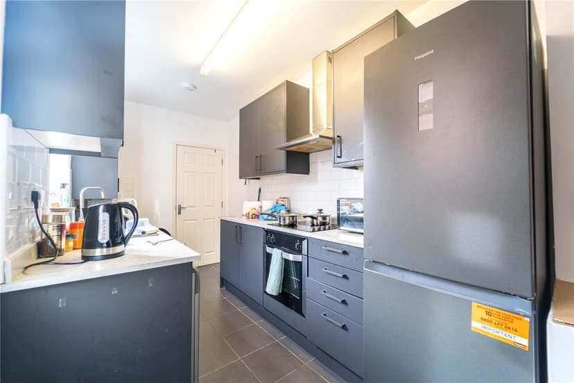 95, Milner Road - Image 15