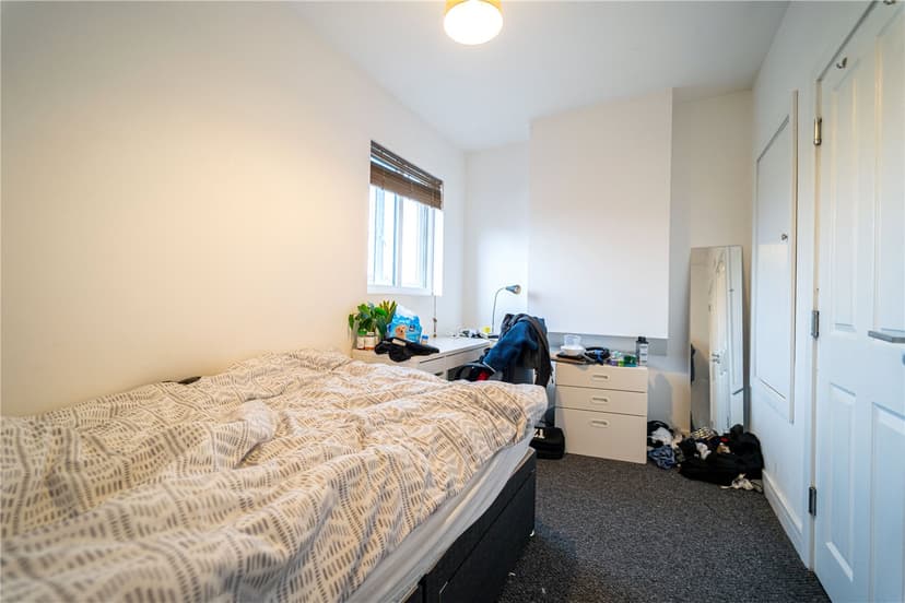16, Rose Cottages, Hubert Road - Image 3
