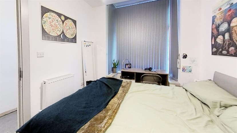 243, Tiverton Road - Image 4