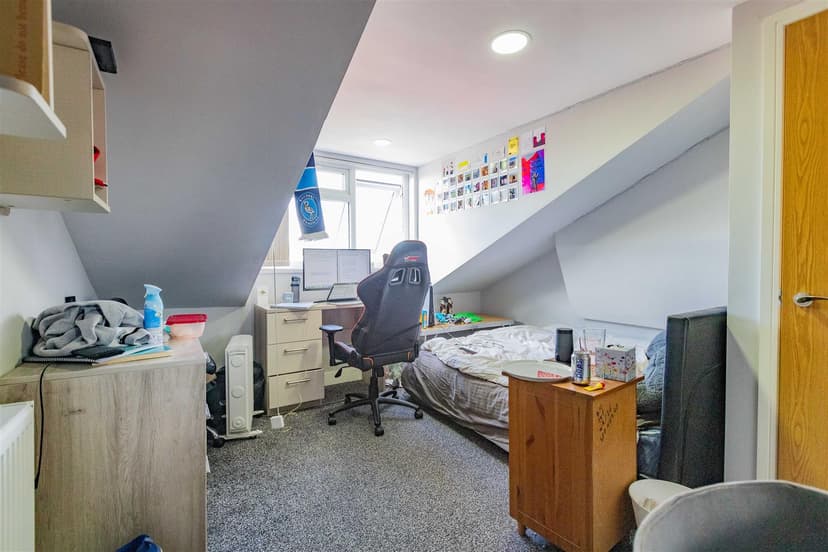 1, Croydon Road - Image 15