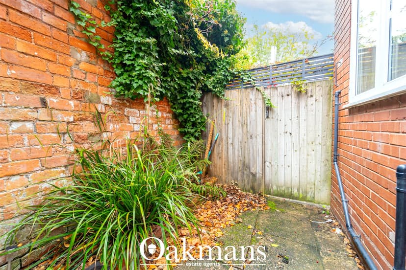 11, Tudor Terrace, Ravenhurst Road - Image 4