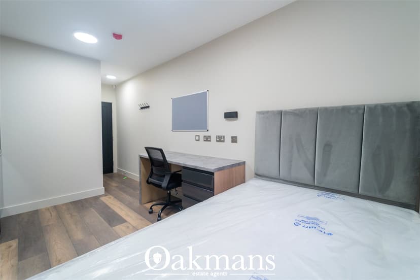 Tiverton Road - Image 23