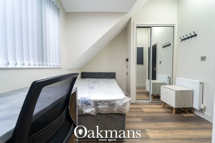 Tiverton Road - Image 9