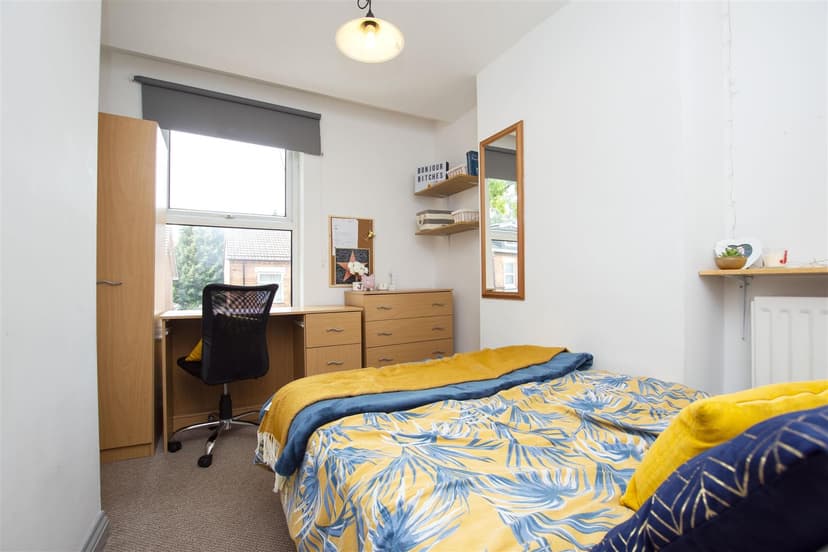 281, Dawlish Road - Image 5