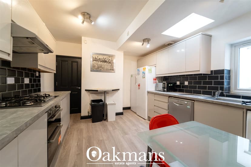 217, Dawlish Road - Image 17