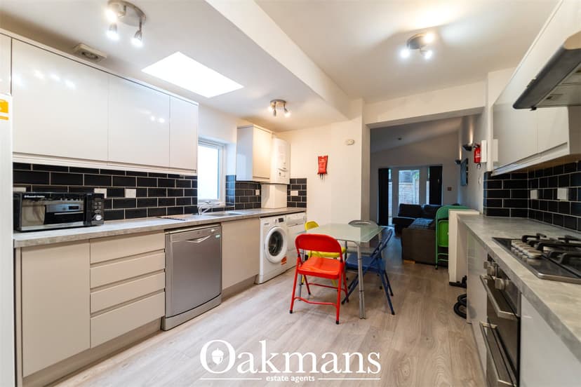 217, Dawlish Road - Image 16