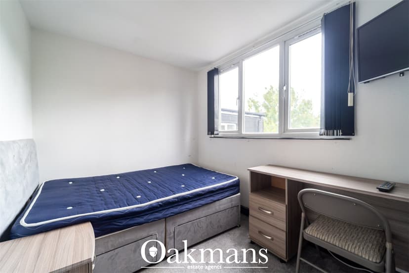 217, Dawlish Road - Image 8