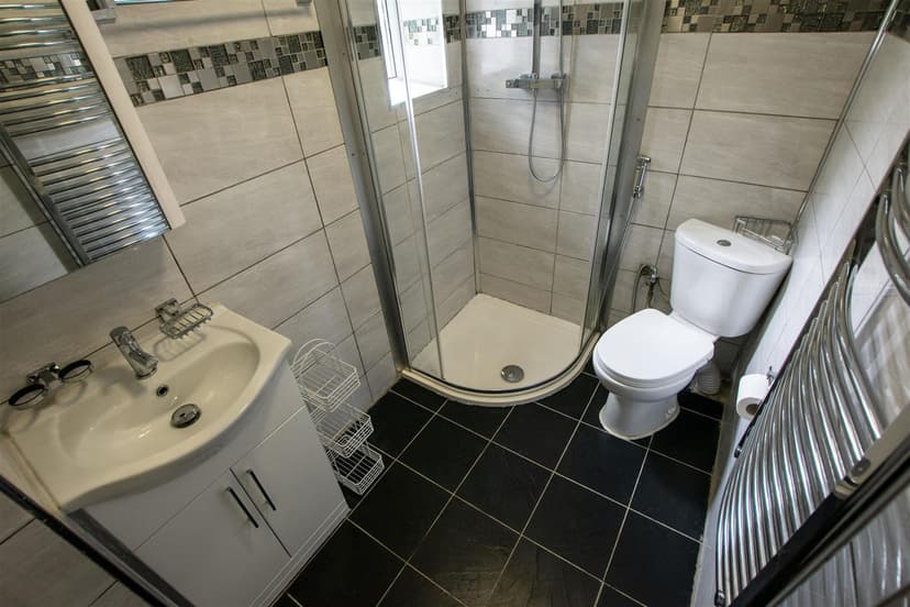 231, Harborne Lane - Image 3