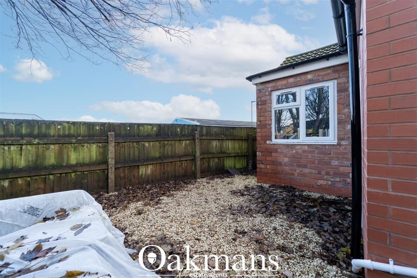 2, Winnie Road - Image 5