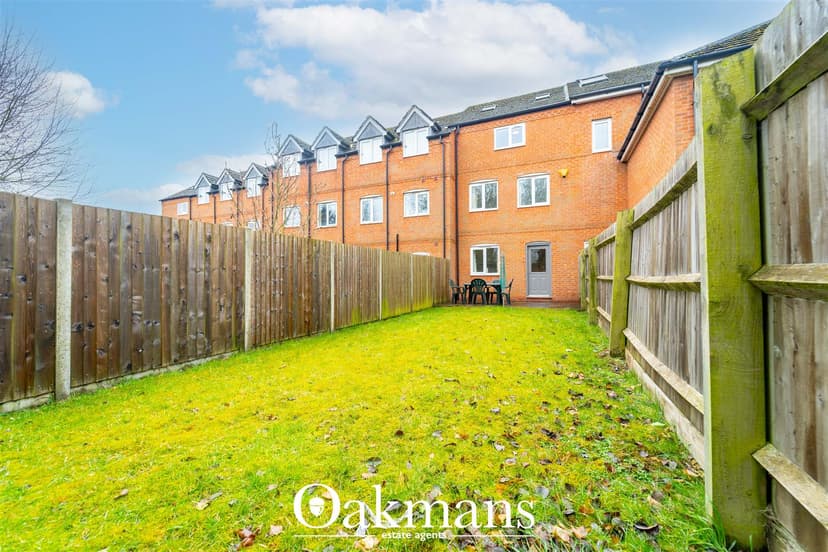 23, Ten Acre Mews - Image 1