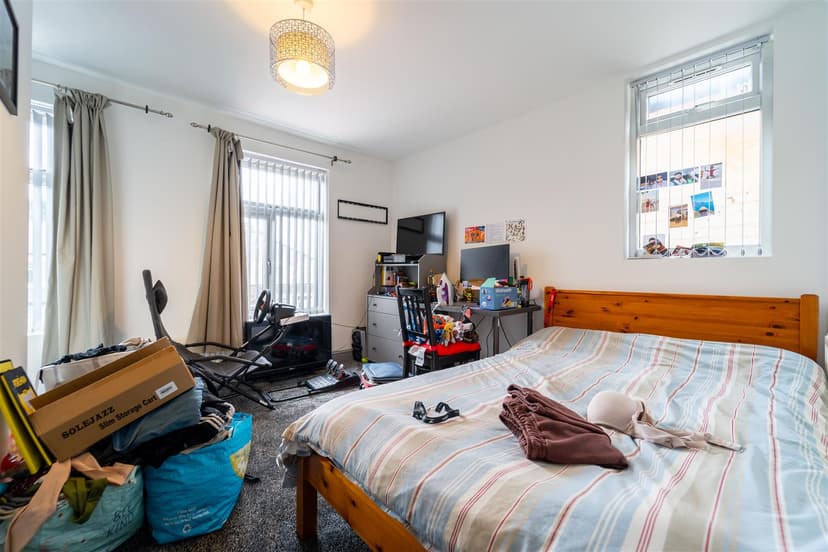 58, Ribblesdale Road - Image 4