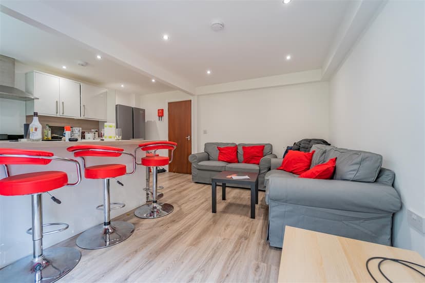 10, Keneggy Mews - Image 12