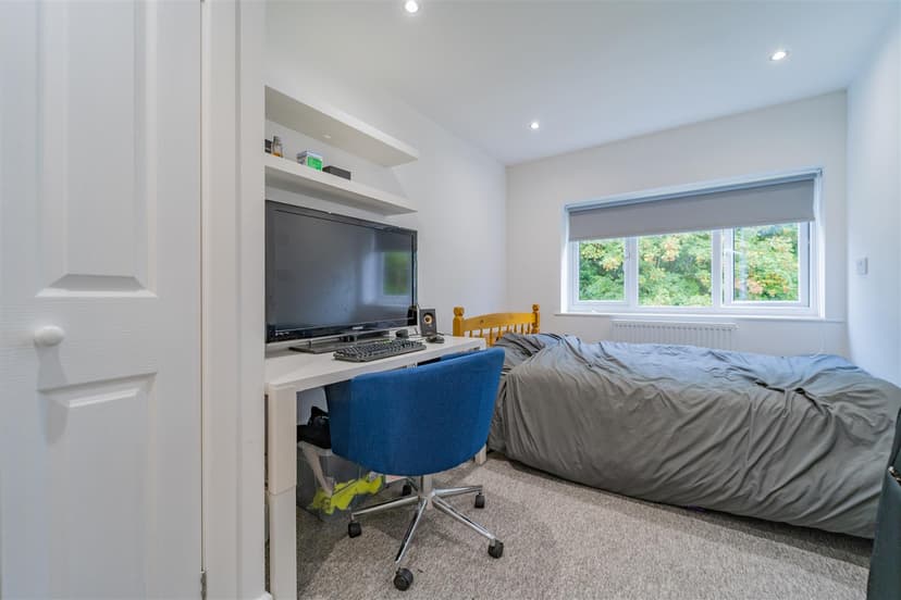 10, Keneggy Mews - Image 8