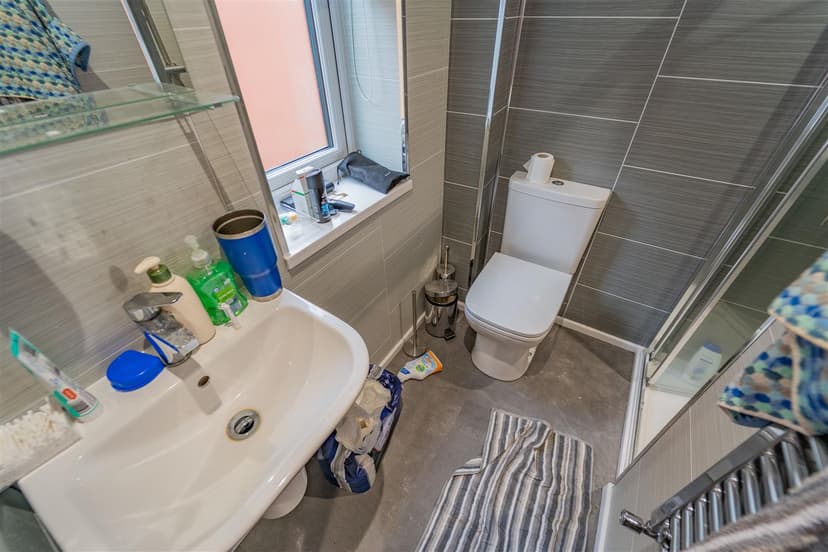 10, Keneggy Mews - Image 3