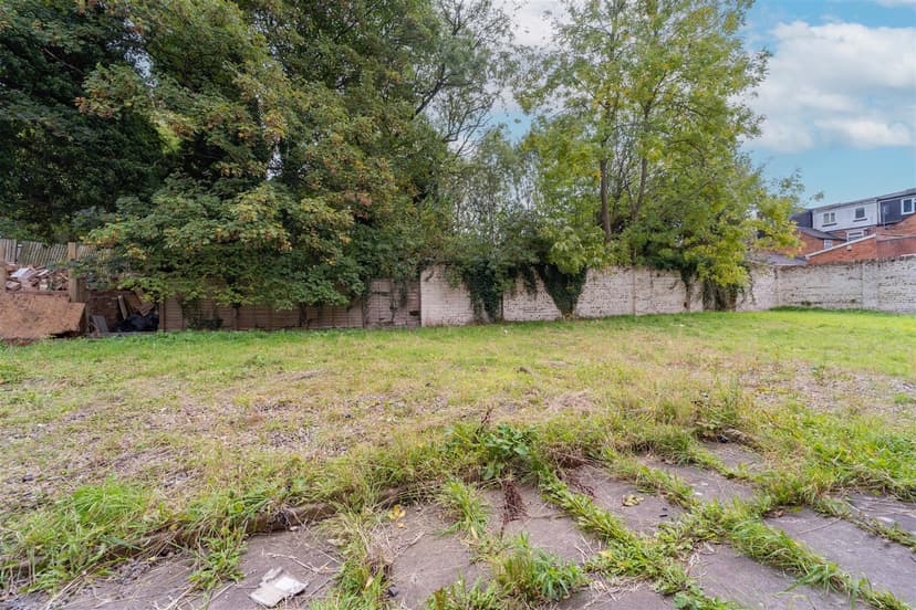 10, Keneggy Mews - Image 2