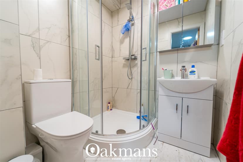 121, Hubert Road - Image 6