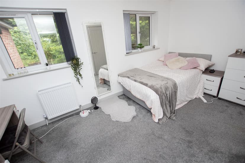 130, Heeley Road - Image 7