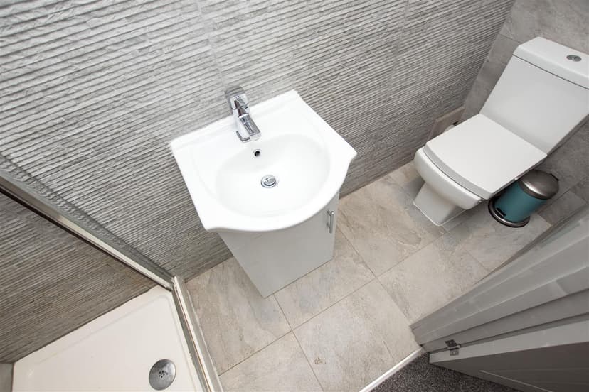 130, Heeley Road - Image 3