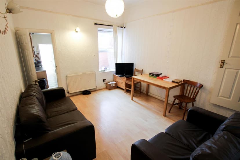 189, Tiverton Road - Image 7