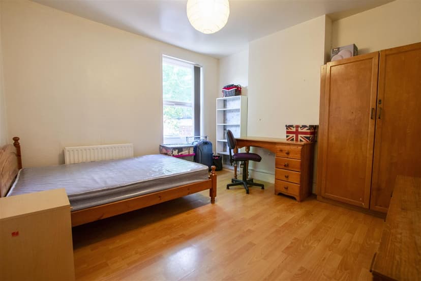 110, Tiverton Road - Image 12