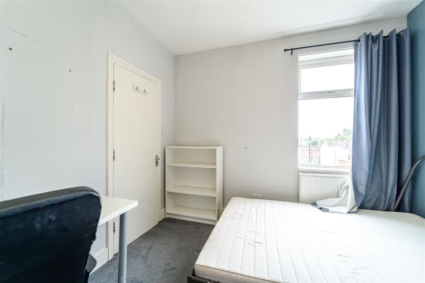 2, Rookery Road - Image 11