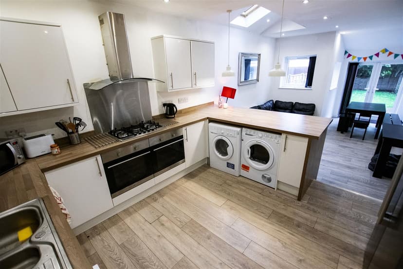223, Heeley Road - Image 14