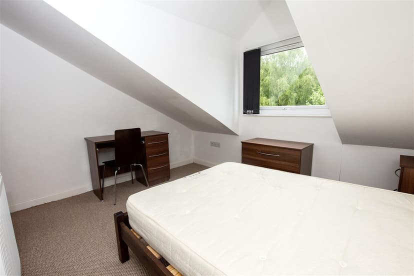 223, Heeley Road - Image 9