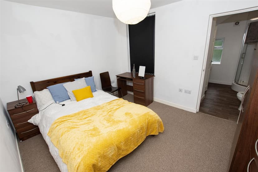 223, Heeley Road - Image 7